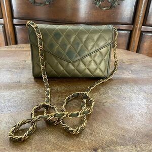 Vintage Lisette quilted chain bag
